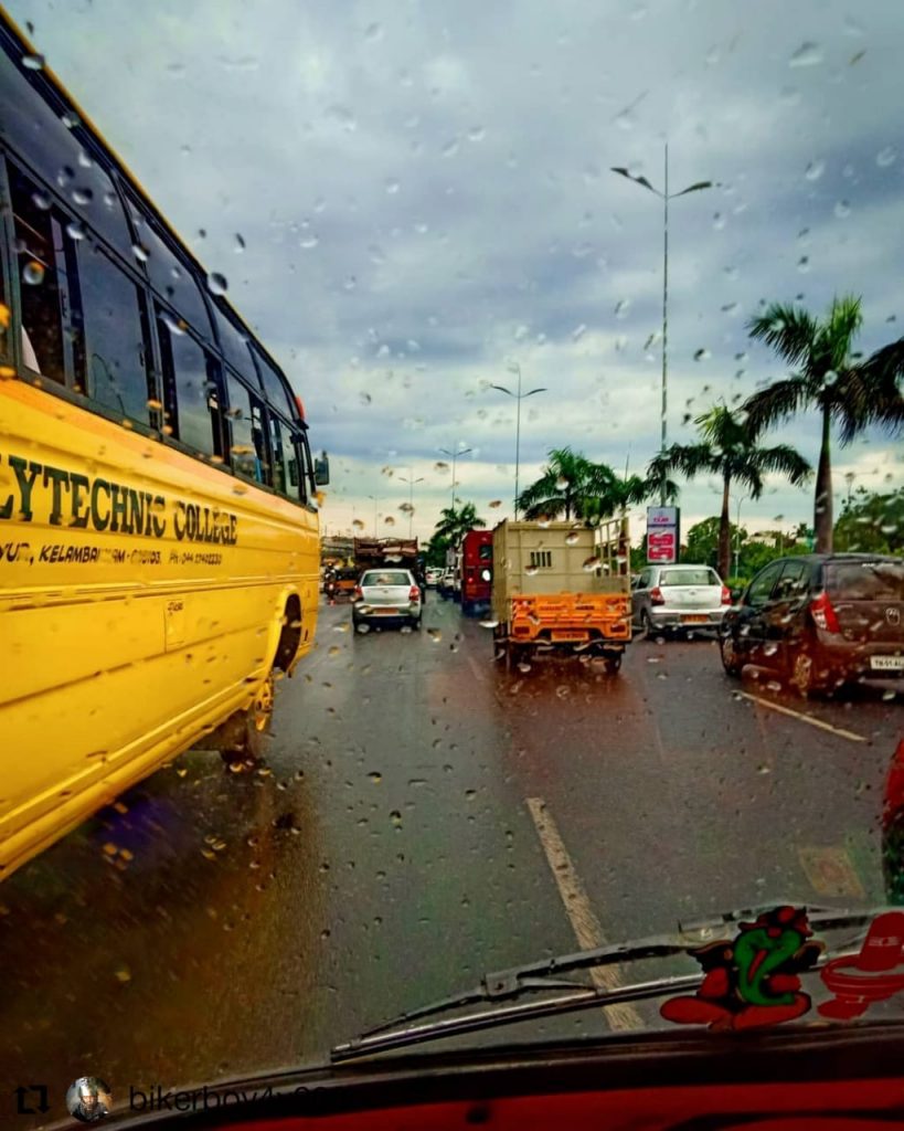 Bus in Chennai