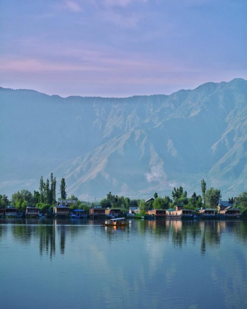 Dal Lake, Srinagar